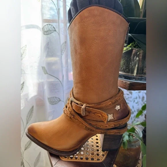 Freebird by Steven OG Cadence size 10 new - Picture 2 of 3